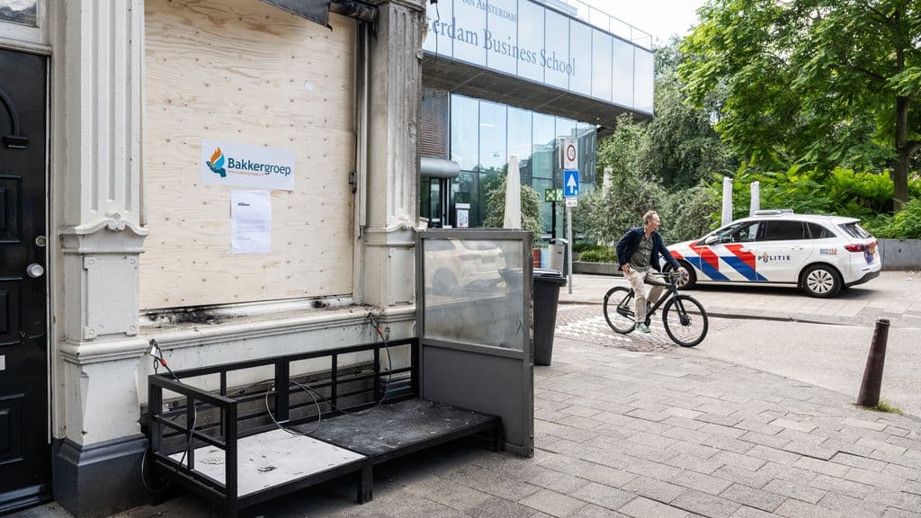 Celstraf voor 20-jarige die opdracht gaf voor plaatsen explosief bij Pizzabakkers
