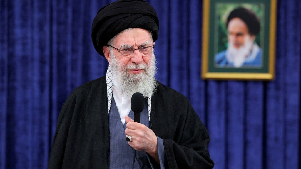 Iraanse leider Khamenei gedood bij Amerikaanse en Israëlische luchtaanvallen
