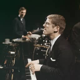 Pianist en componist Jan Huydts op 89-jarige leeftijd overleden in Hilversum